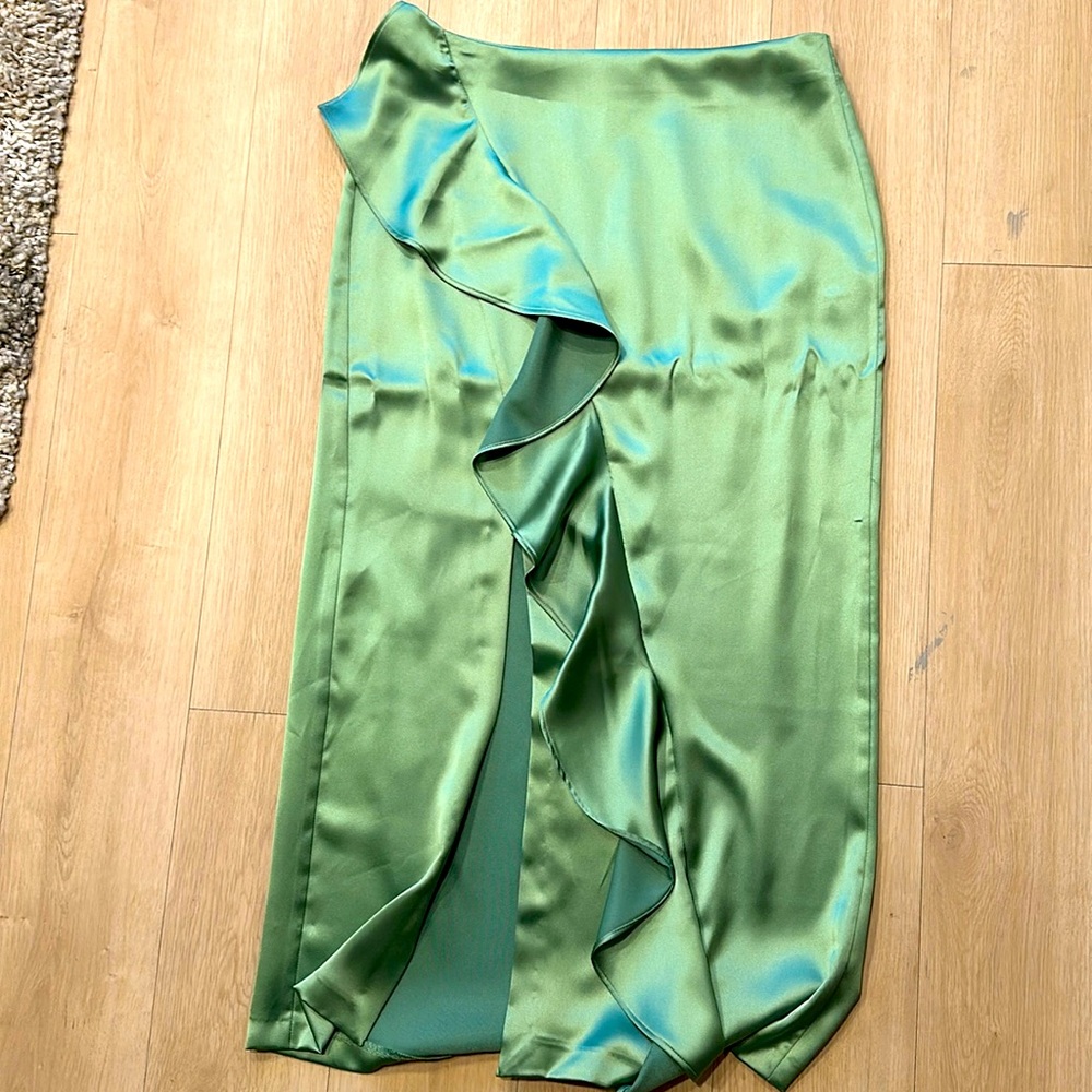 Zara, ruffled satin midi-skirt